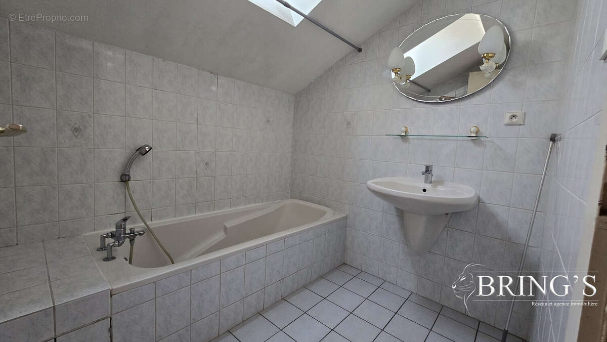 Maison à SAINTE-MARIE-AUX-CHENES