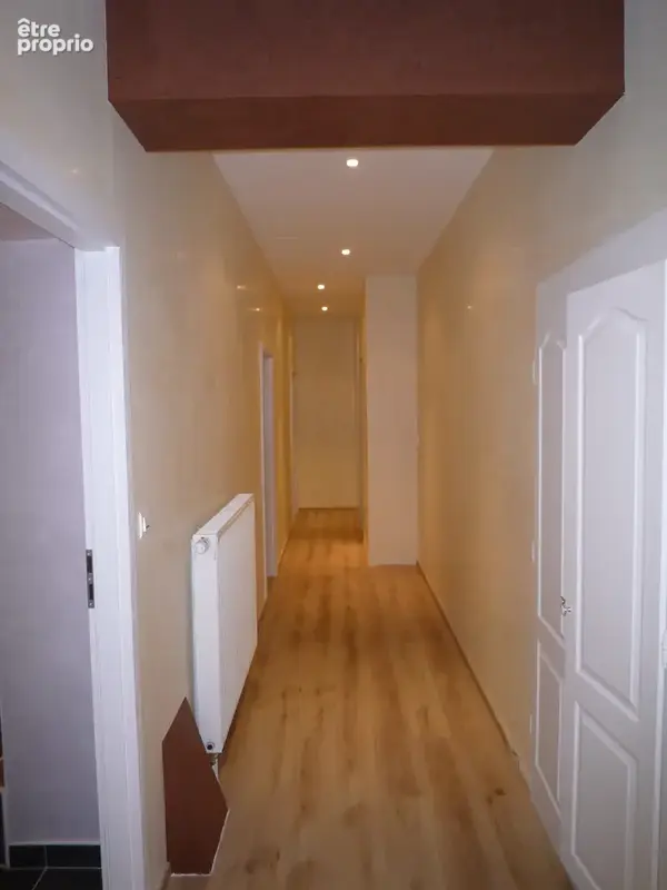 Gérardmer - Centre ville - Appartement 93m2 rez-de-chaussée surélevé avec terrasse privative et petit jardin - photo 5