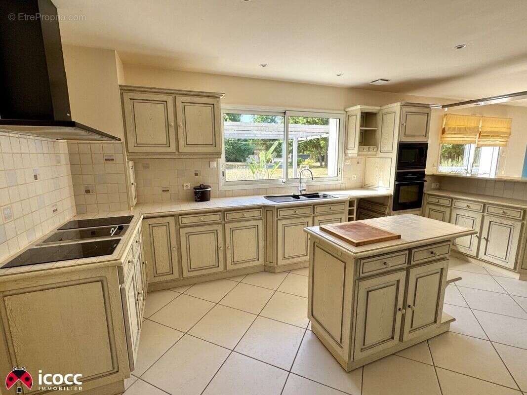 Maison 174 m² à Venansault  - photo 7