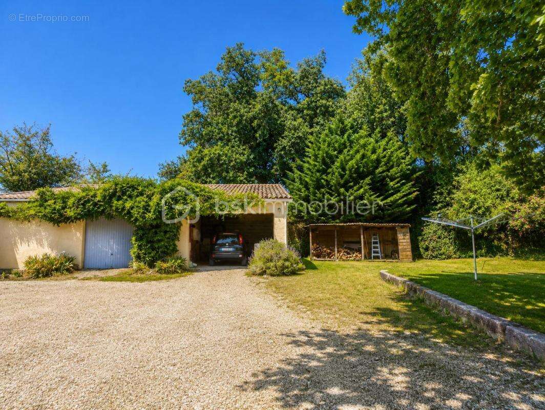 Maison familiale de 220 m² à Boisredon - photo 12
