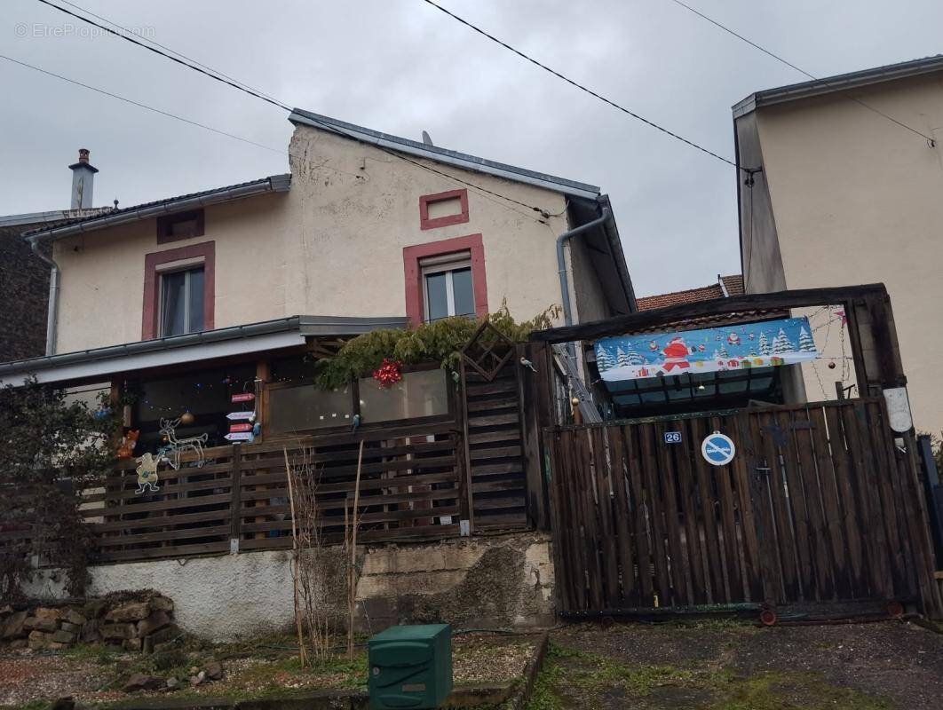 Maison à HAUTEVELLE