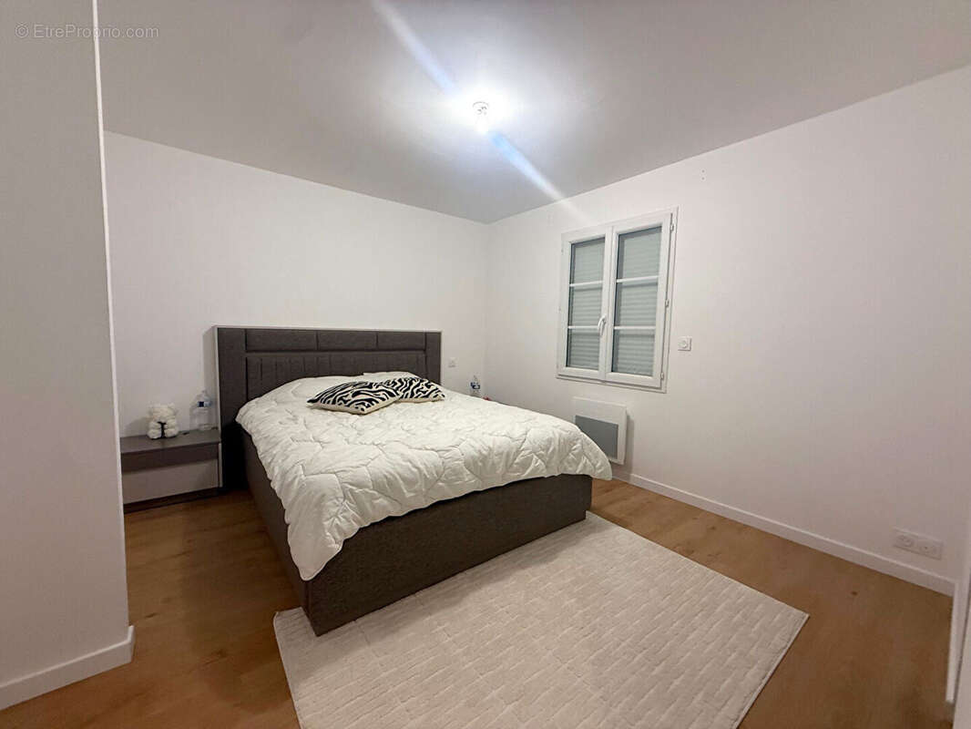 Maison à SAINT-DENIS-DE-PILE