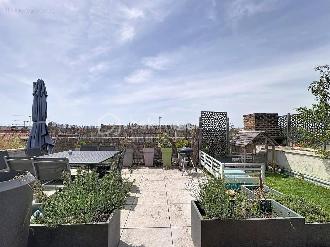 Appartement à NANTERRE