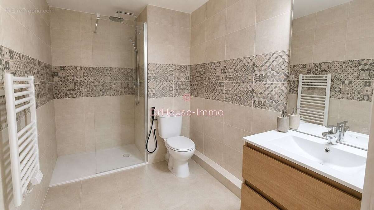 Appartement 57 m² à Cabries  - photo 6
