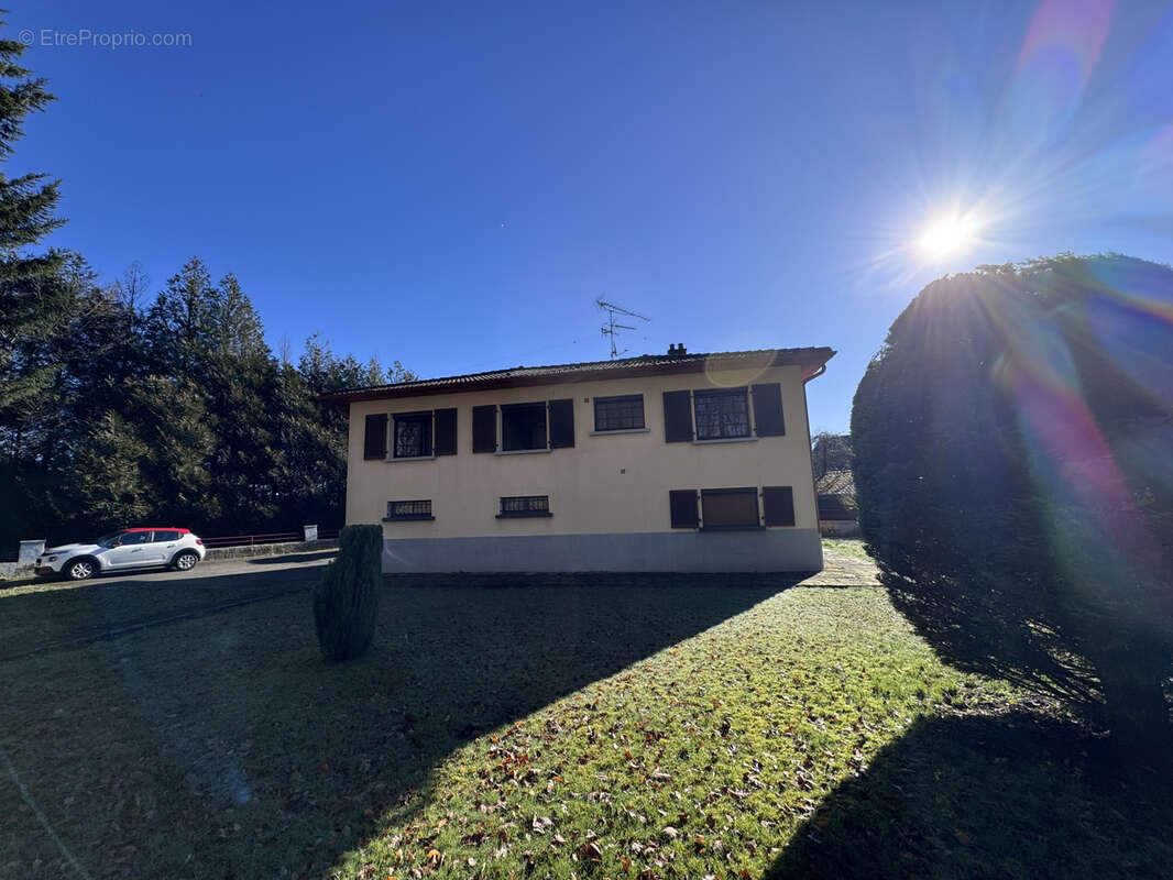 Maison à FROIDECONCHE