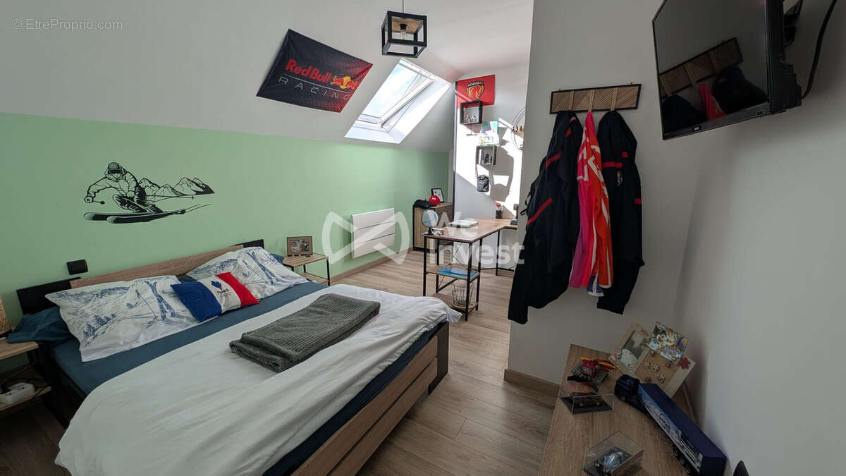 Maison à SAINT-OUEN-EN-BELIN