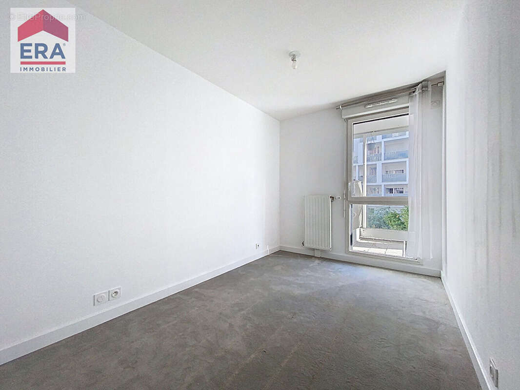 Appartement à IVRY-SUR-SEINE