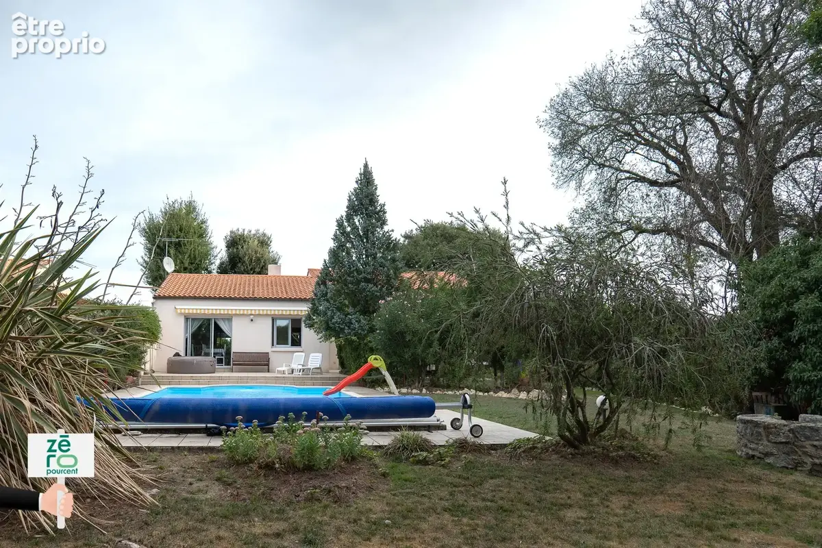 Maison d’architecte avec piscine à Avrillé   124 m2 habitables, sous-sol intégral et parc arboré de plus de 2 - photo 29