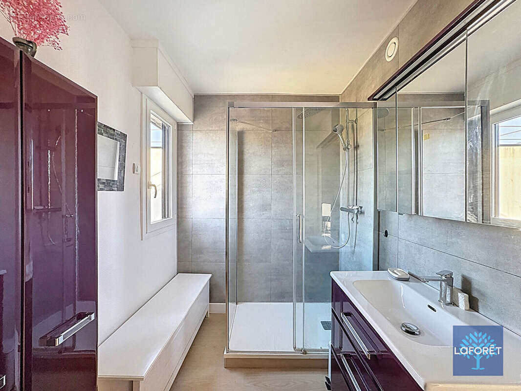 Appartement à MONS-EN-BAROEUL