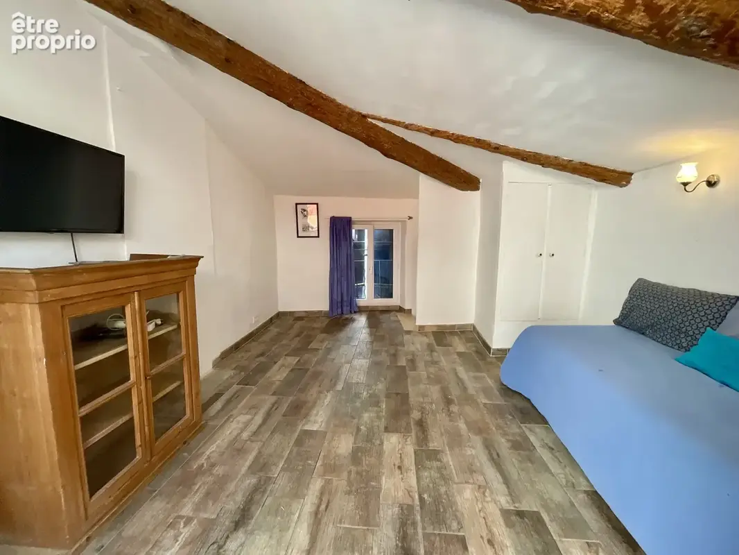 MARSEILLAN   Une maison de ville emblématique au charme fou. - photo 10