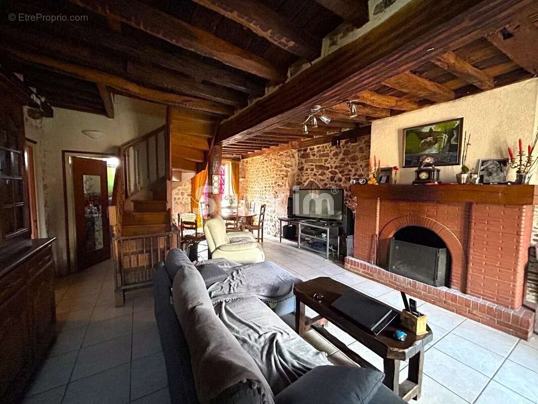 Maison à MAGNY
