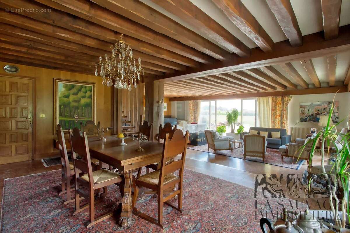 Maison à GRETZ-ARMAINVILLIERS