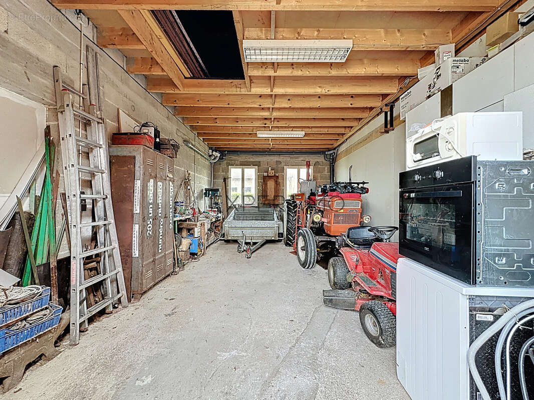 Charmante maison avec 2 gîtes indépendants à Sennecey-le-Grand : Calme, Potentiel et Revenu - photo 41