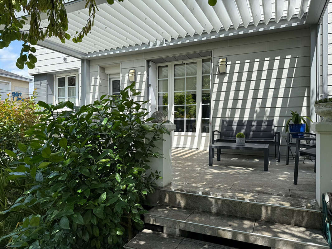 Maison à LA FLECHE