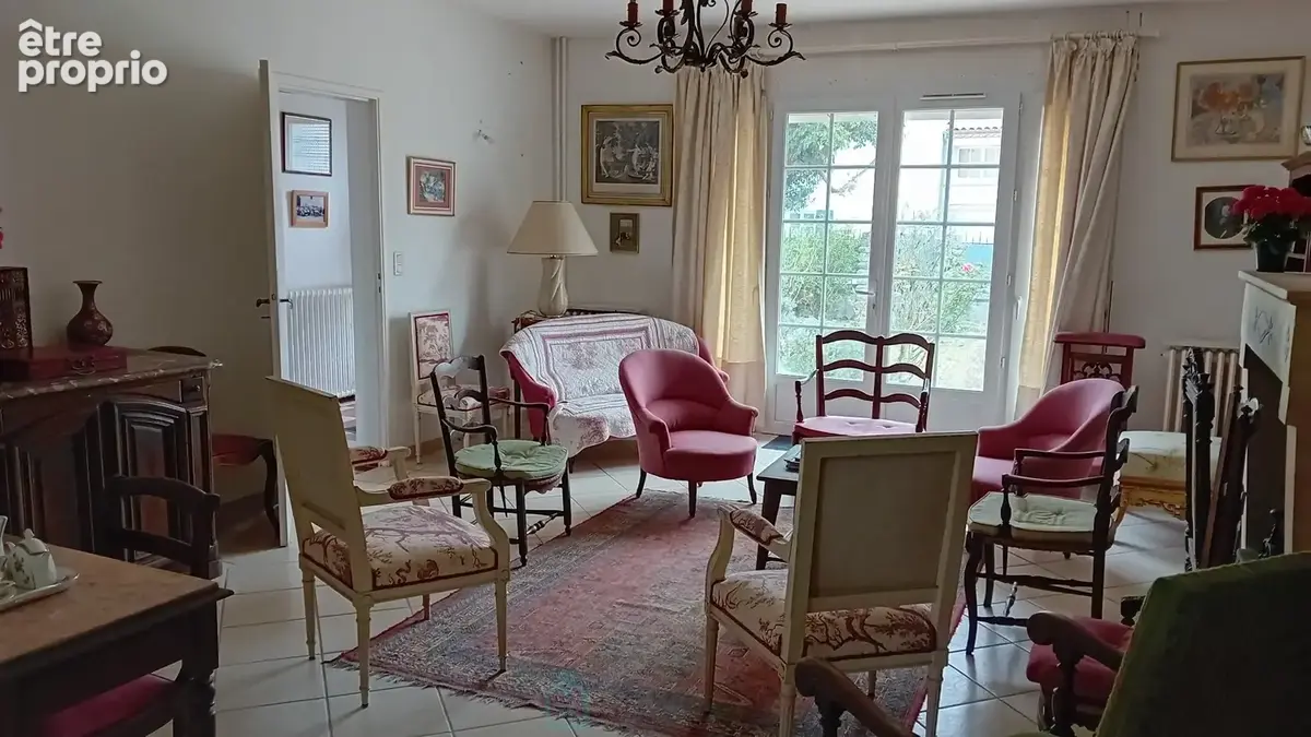 Grande maison familiale de  6 chambres sur 1200 m² de terrain avec piscine - photo 3