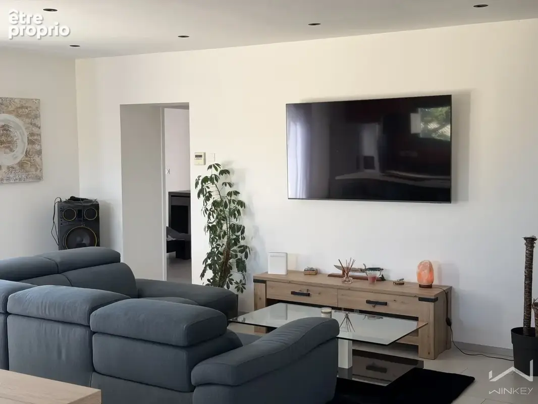 Le garn -  - maison plain pied - 108m2 -3 chambres -  807m2 de terrain - piscine - garage - photo 15