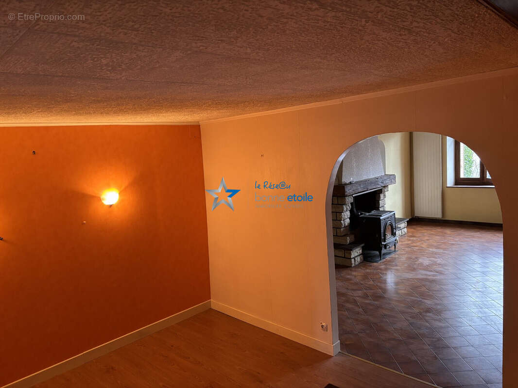 Maison à LAVILLE-AUX-BOIS