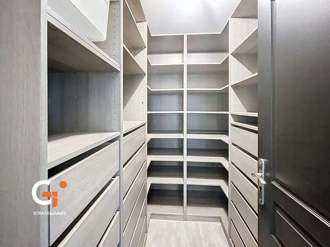 Maison à SAINT-PIERRE-DE-VARENGEVILLE