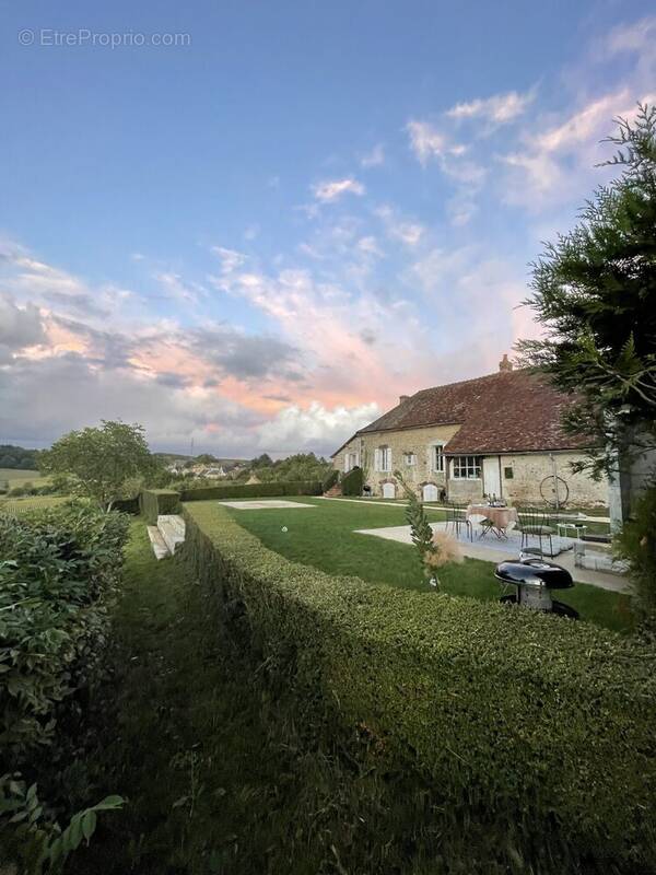 Maison à PERVENCHERES