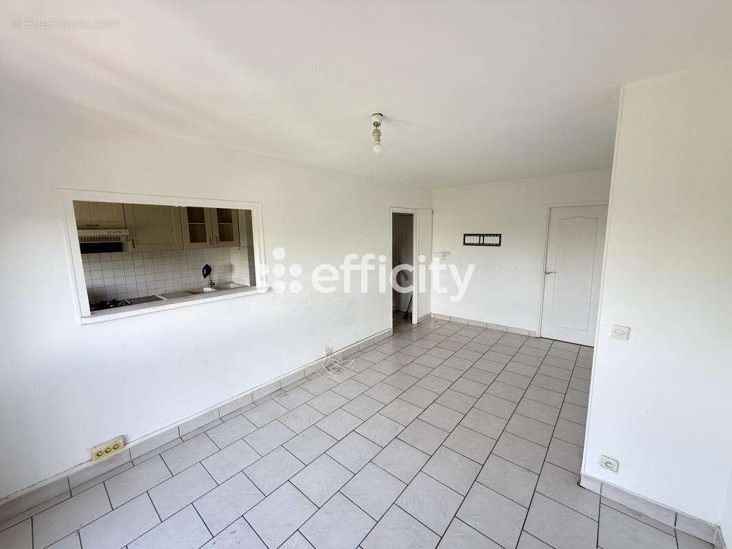 Appartement à GRIGNY
