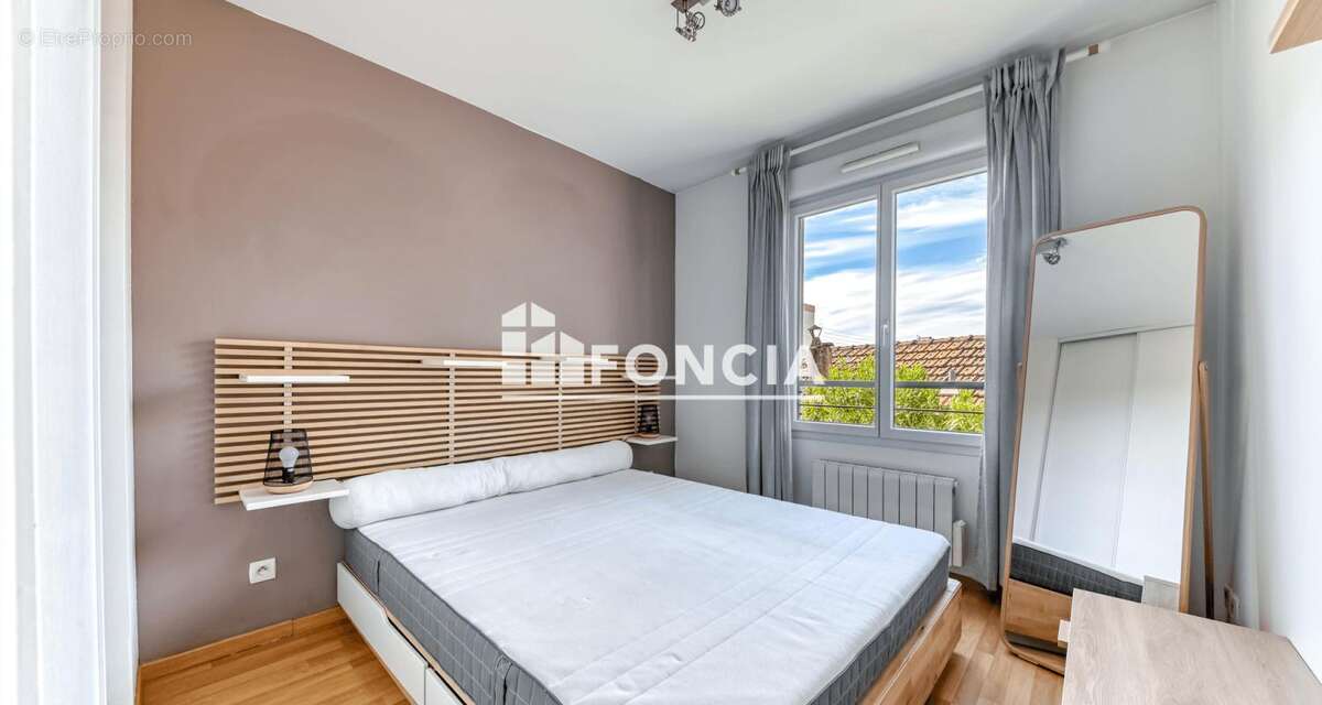 Appartement à VAULX-EN-VELIN