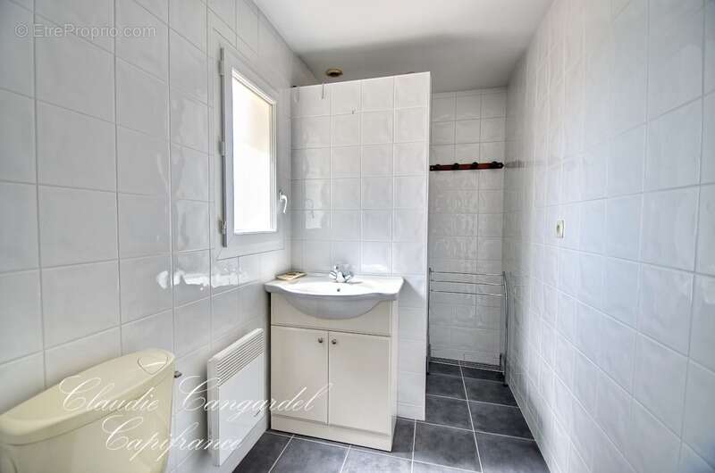 Maison à vendre de 217 m² au calme, sur plus de 2 100 m² de parcelle, à 7 min de Châtelaillon-Plage - photo 21