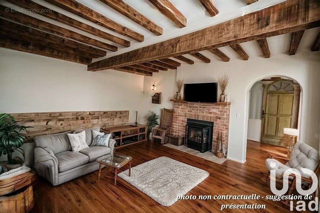 Photo 3 - Maison à HONDEVILLIERS