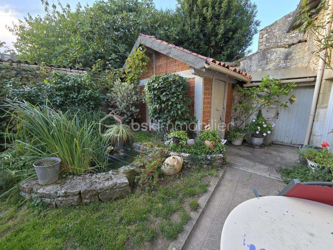 Maison à CELLES-SUR-BELLE