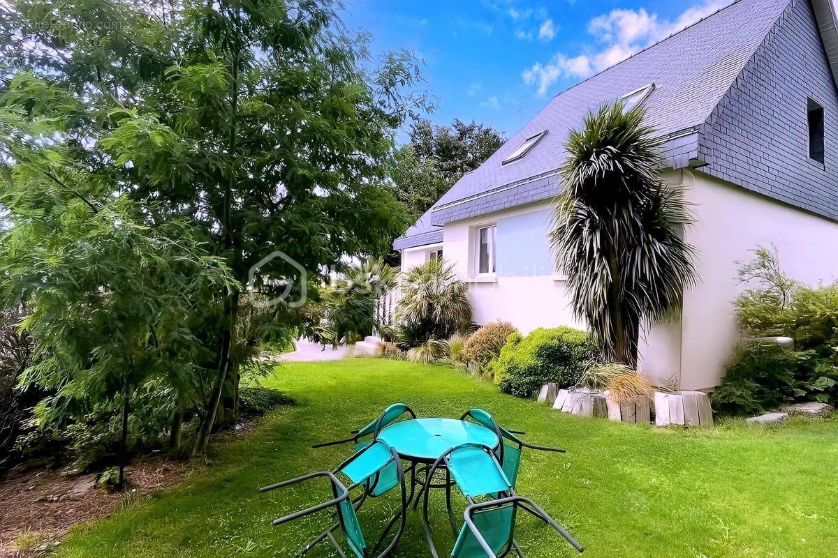 Maison à LA CHAPELLE-ERBREE