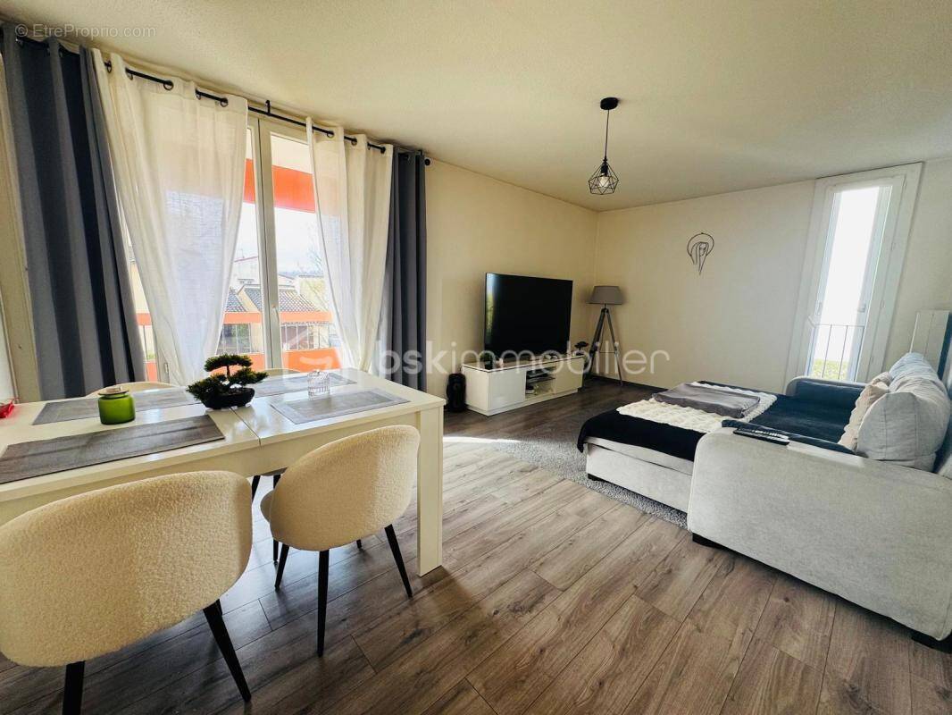 Appartement à BILLERE