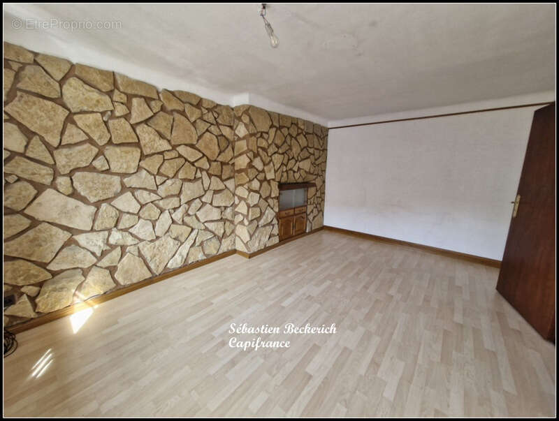 Maison à vendre 6 pièces FRAUENBERG (57) - photo 7