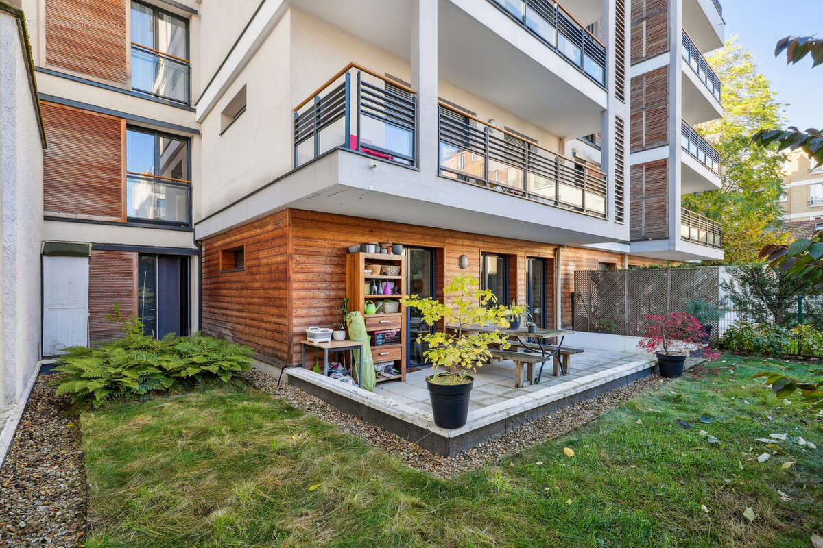 Appartement à MONTROUGE