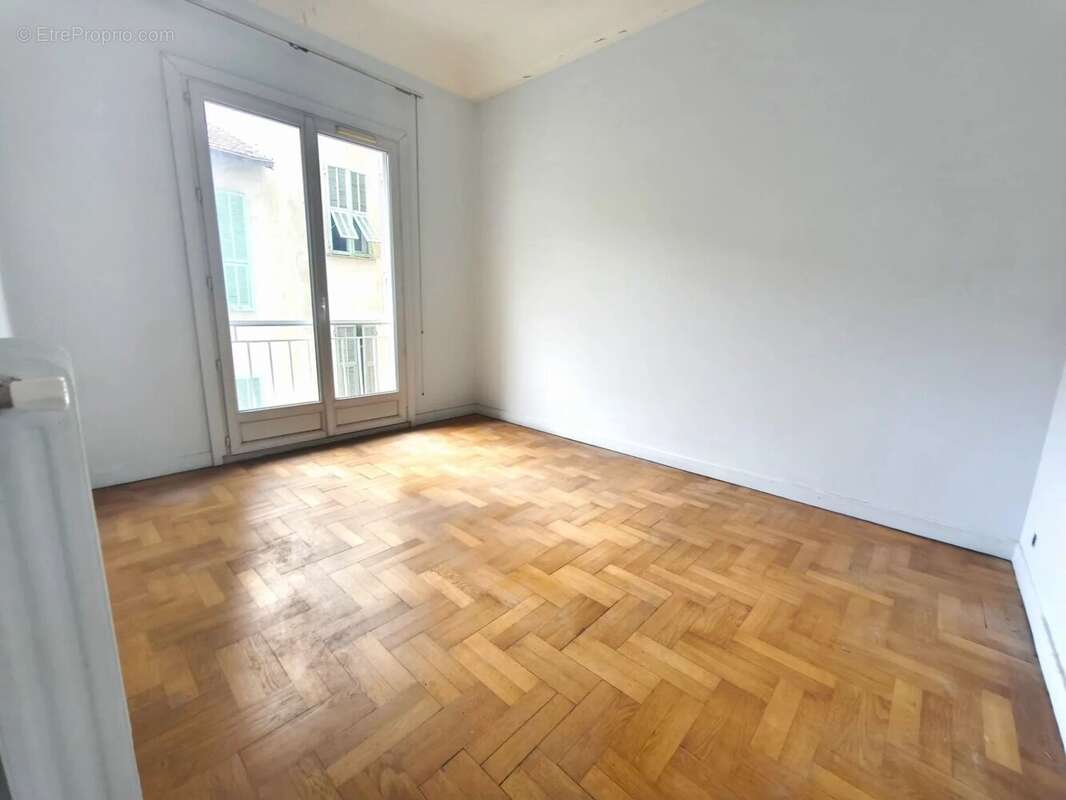 Nice centre 2 pieces avec balcon - photo 11