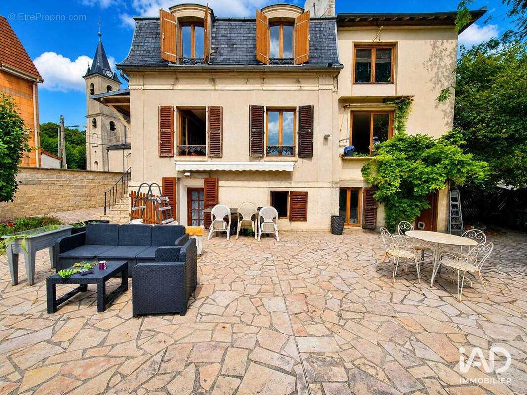 Photo 2 - Maison à COUBRON