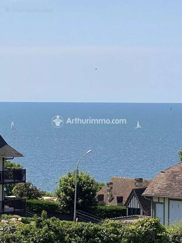 Appartement à BENERVILLE-SUR-MER