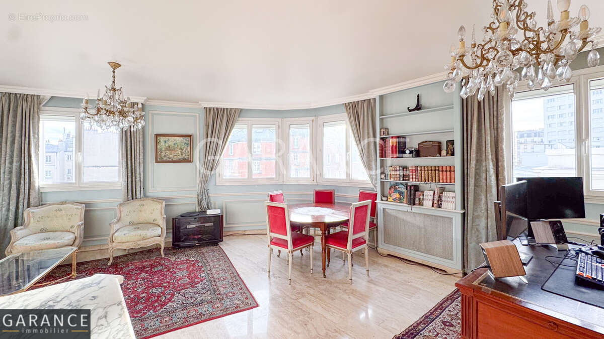 Appartement à PARIS-12E