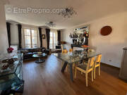 Appartement à MARSEILLE-2E