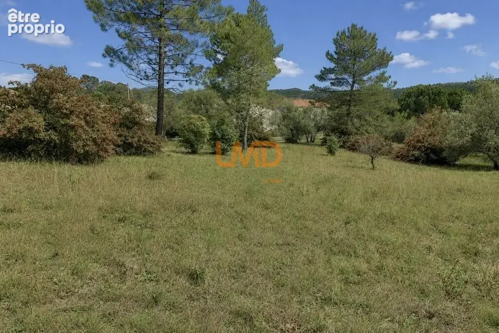 Le Val: terrain constructible de 3600m2 environ - photo 3
