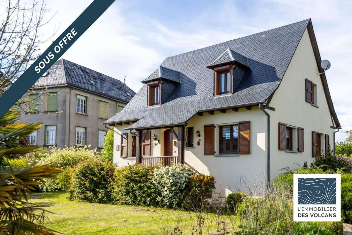 Maison à PLEAUX