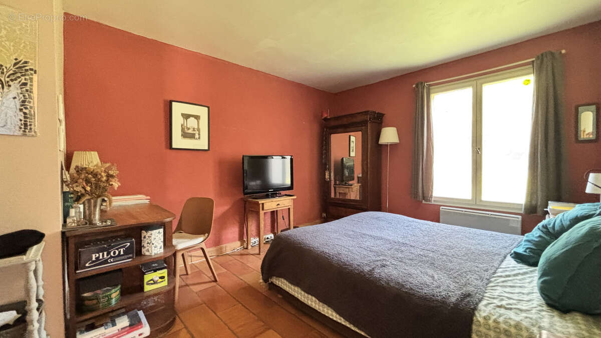 Maison à MORIERES-LES-AVIGNON