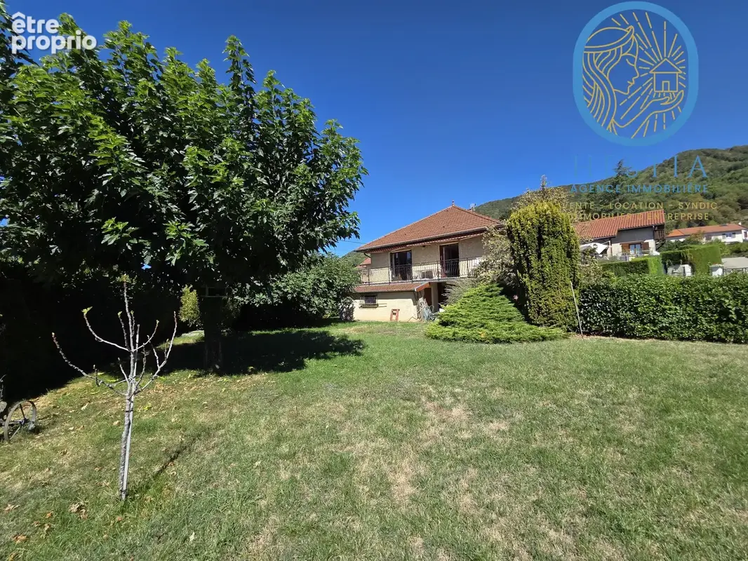 Maison à LA MURETTE