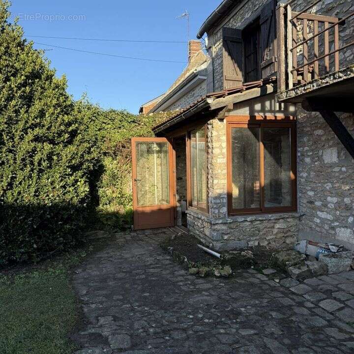 Maison familiale 132 m² - 4 chambres - Sous sol total - photo 24
