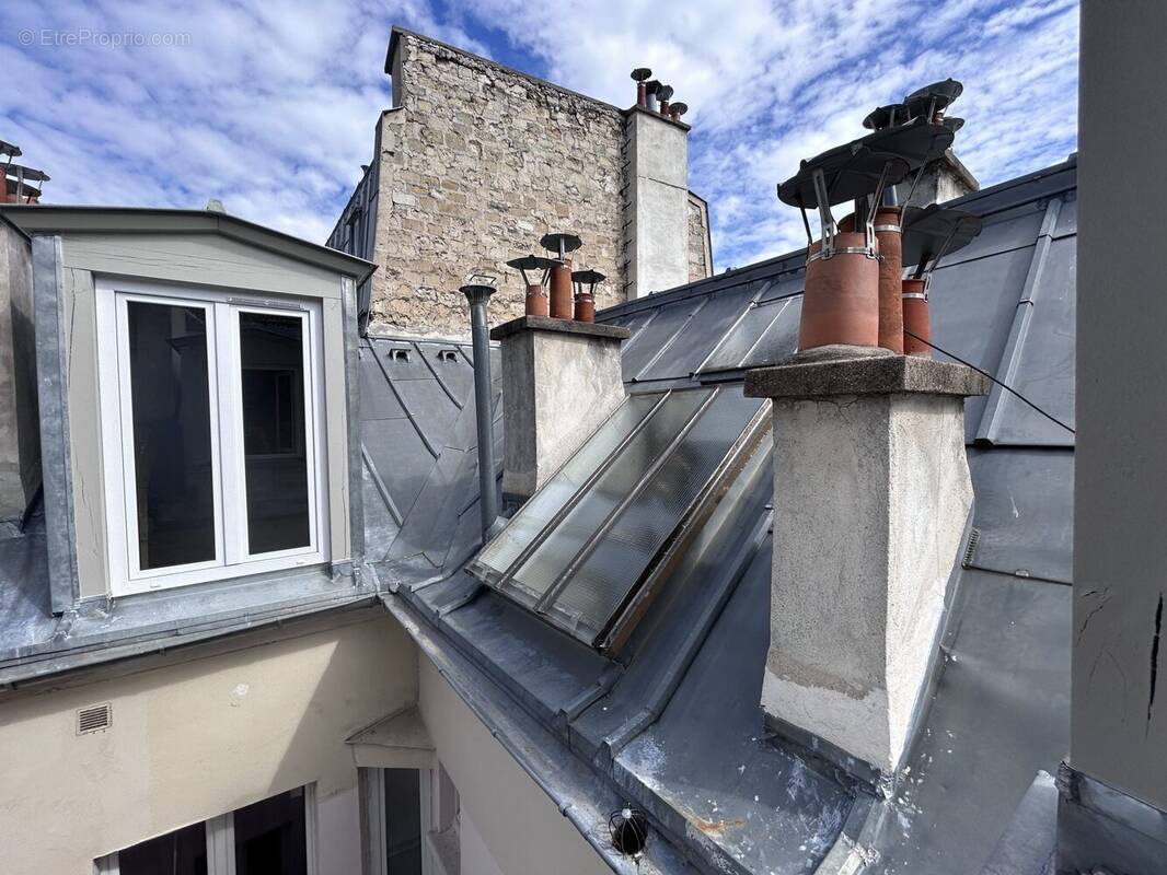 Appartement à PARIS-14E