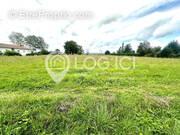 Terrain à MARTRES-DE-RIVIERE