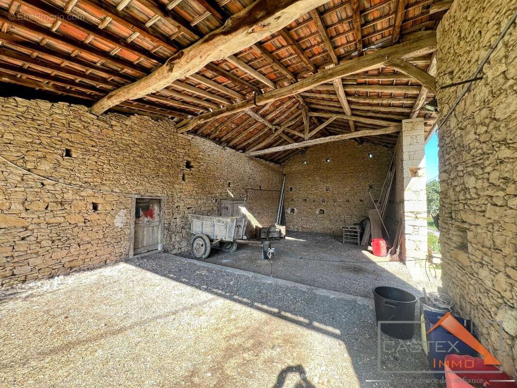 Maison à SAINT-MARTORY