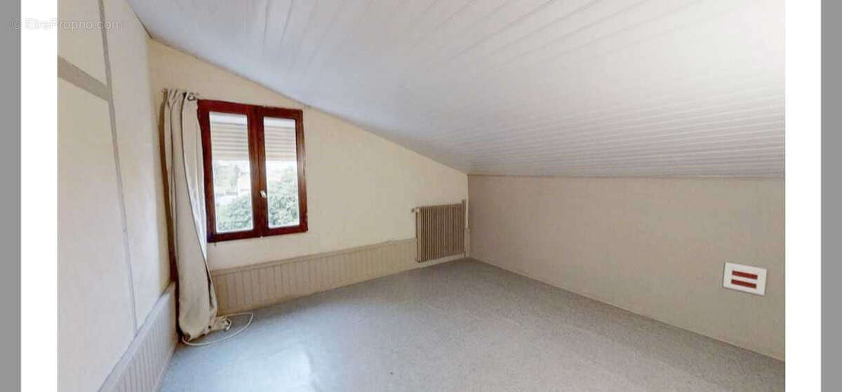 Maison à SAINTE-FLORINE