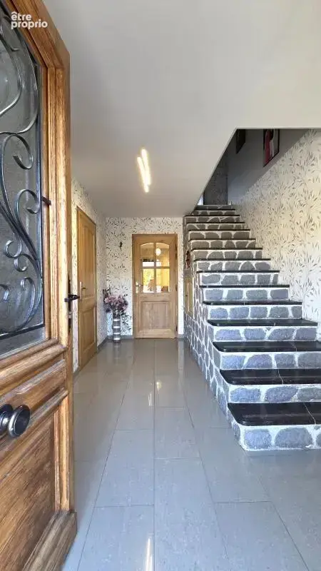 Magnifique propriété comprenant une maison et un logement de plain pied, à Wallers-en-Fagne - photo 5