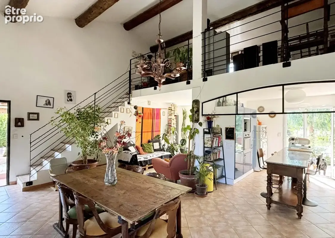 Maison 6 pièces 135 m² à vendre à Arles (13200) - photo 7