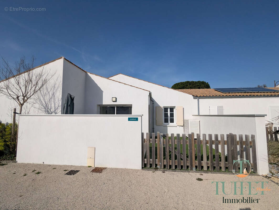 Maison à LES MATHES