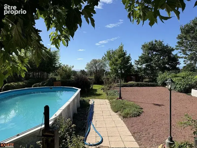 Maison 177 m² à Saint-Marcel-De-Felines  - photo 3